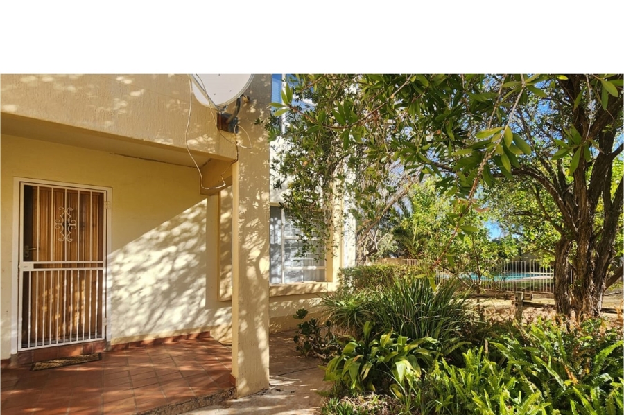 2 Bedroom Property for Sale in Wilkoppies North West